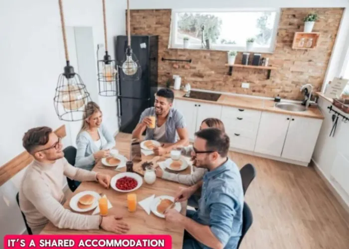 -ra15cfa- For Relaxed And Cosy With Free Parking בית הארחה לידס