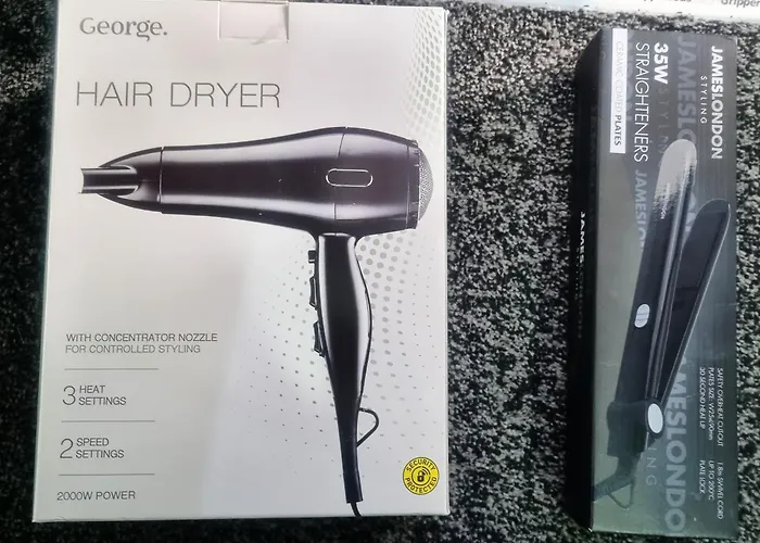 -ra15cfa- For Relaxed And Cosy With Free Parking 리즈