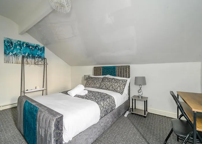 -ra15cfa- For Relaxed And Cosy With Free Parking