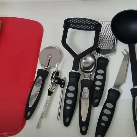 -ra15cfa- For Relaxed And Cosy With Free Parking Leeds (West Yorkshire)