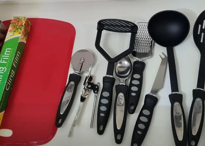 -ra15cfa- For Relaxed And Cosy With Free Parking Leeds (West Yorkshire)