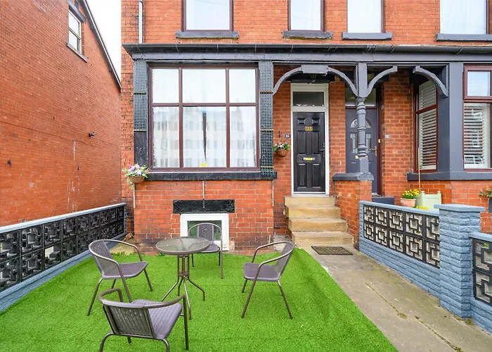 -ra15cfa- For Relaxed And Cosy With Free Parking Guest house Leeds (West Yorkshire)